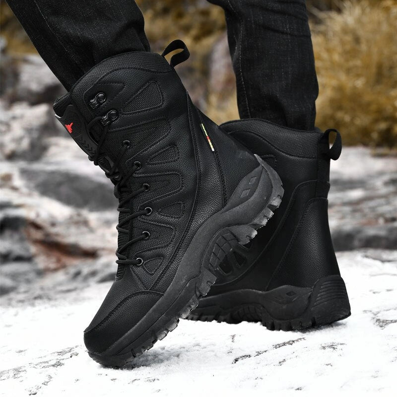 Bottes Tactiques de trekking impermeables et antiderapantes - unisexe noir